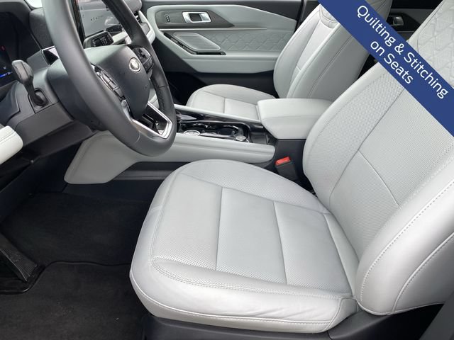 Certified 2025 Ford Explorer Platinum w/ Ultimate Package AWD/4WD image 27