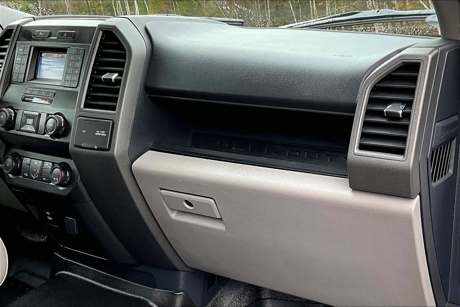 Certified 2022 Ford F250 XL w/ STX Appearance Package AWD/4WD image 19