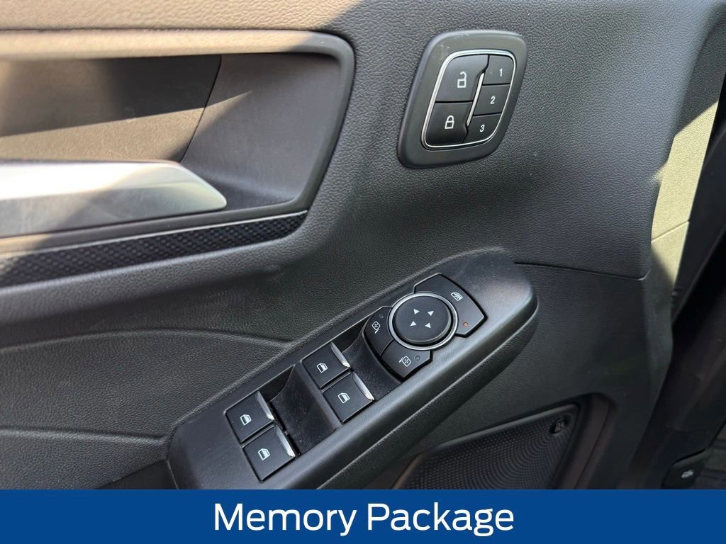 Certified 2023 Ford Escape ST-Line Select w/ Tech Pack #2 image 6