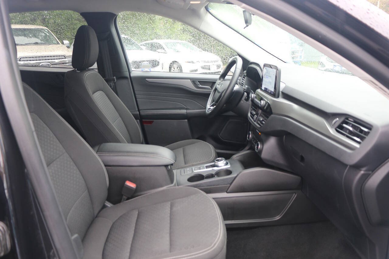 Certified 2024 Ford Escape Active AWD/4WD image 26