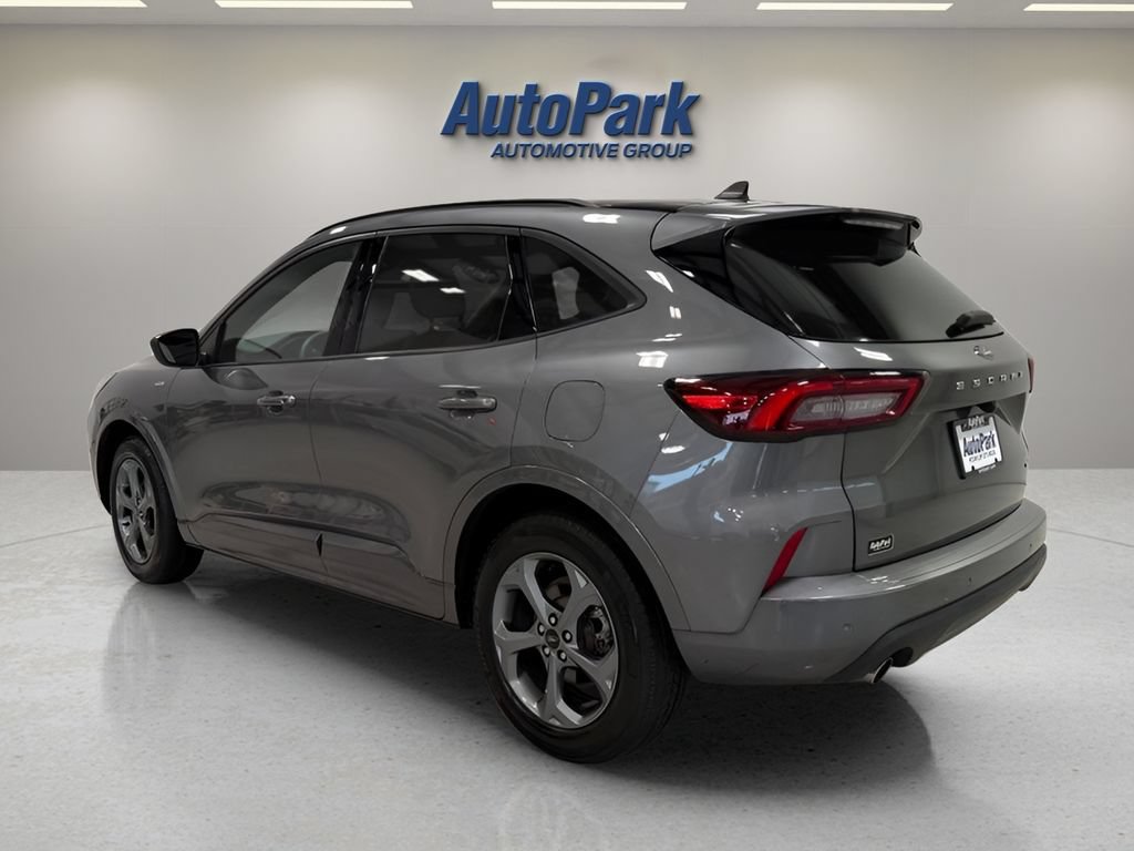 Certified 2024 Ford Escape ST-Line w/ Tech Pack #1 AWD/4WD image 5