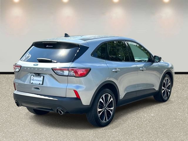 Certified 2022 Ford Escape SE w/ SE Sport Appearance Package FWD image 5