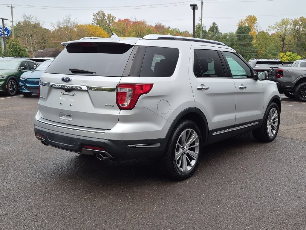 Certified 2018 Ford Explorer Limited AWD/4WD image 14