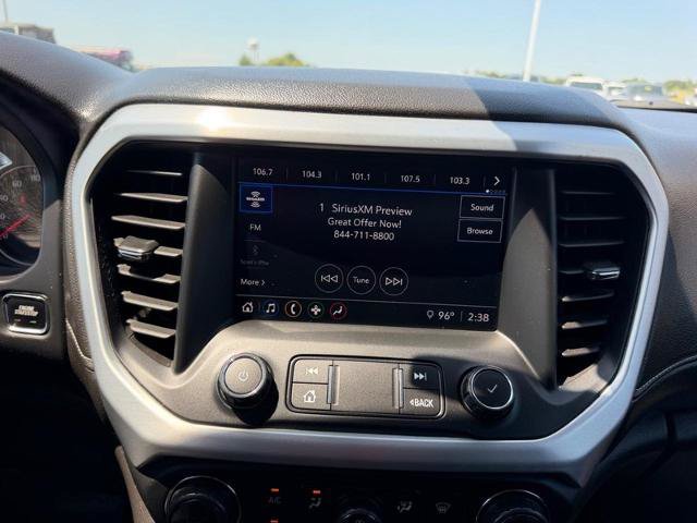 Used 2020 GMC Acadia SLE FWD image 16