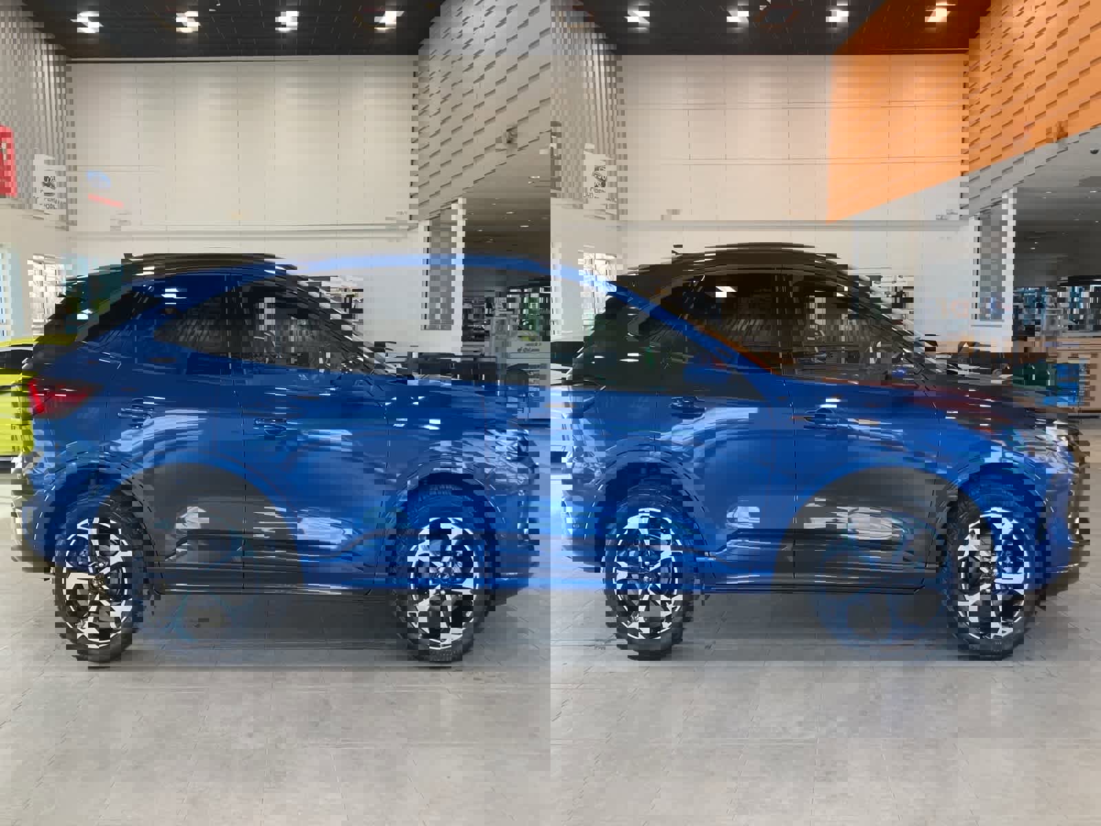 Certified 2023 Ford Escape ST-Line Elite w/ Premium Technology Package image 6