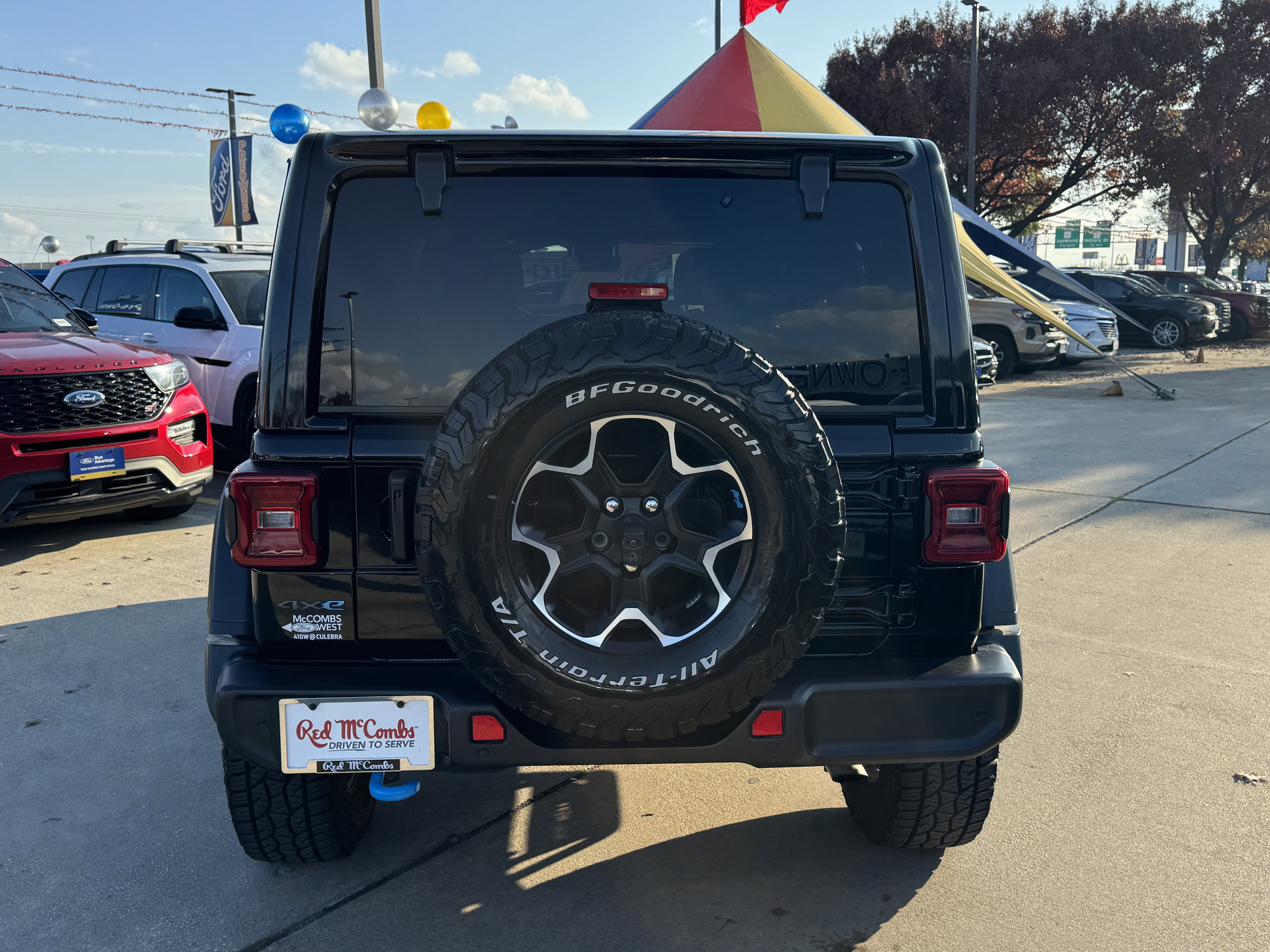 Used 2023 Jeep Wrangler Unlimited Rubicon 4xe w/ Safety Group image 3