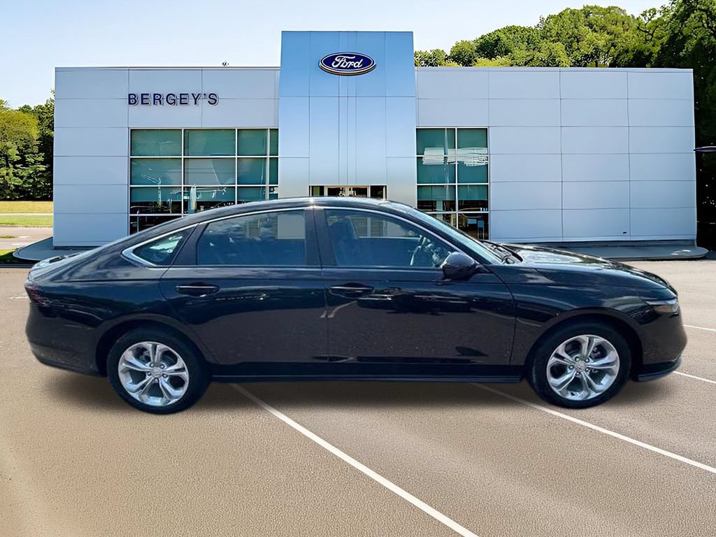 Used 2023 Honda Accord LX image 4