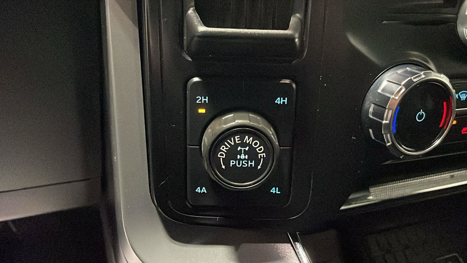 Certified 2024 Ford F150 Lariat w/ Equipment Group 502A High image 23