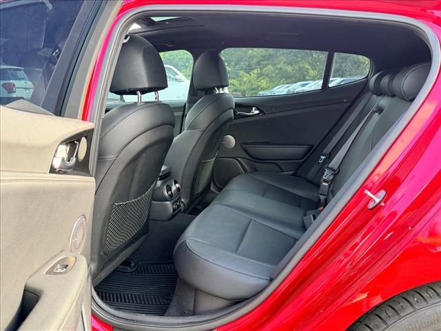 Used 2023 Kia Stinger GT-Line w/ Sun & Sound Package RWD image 13