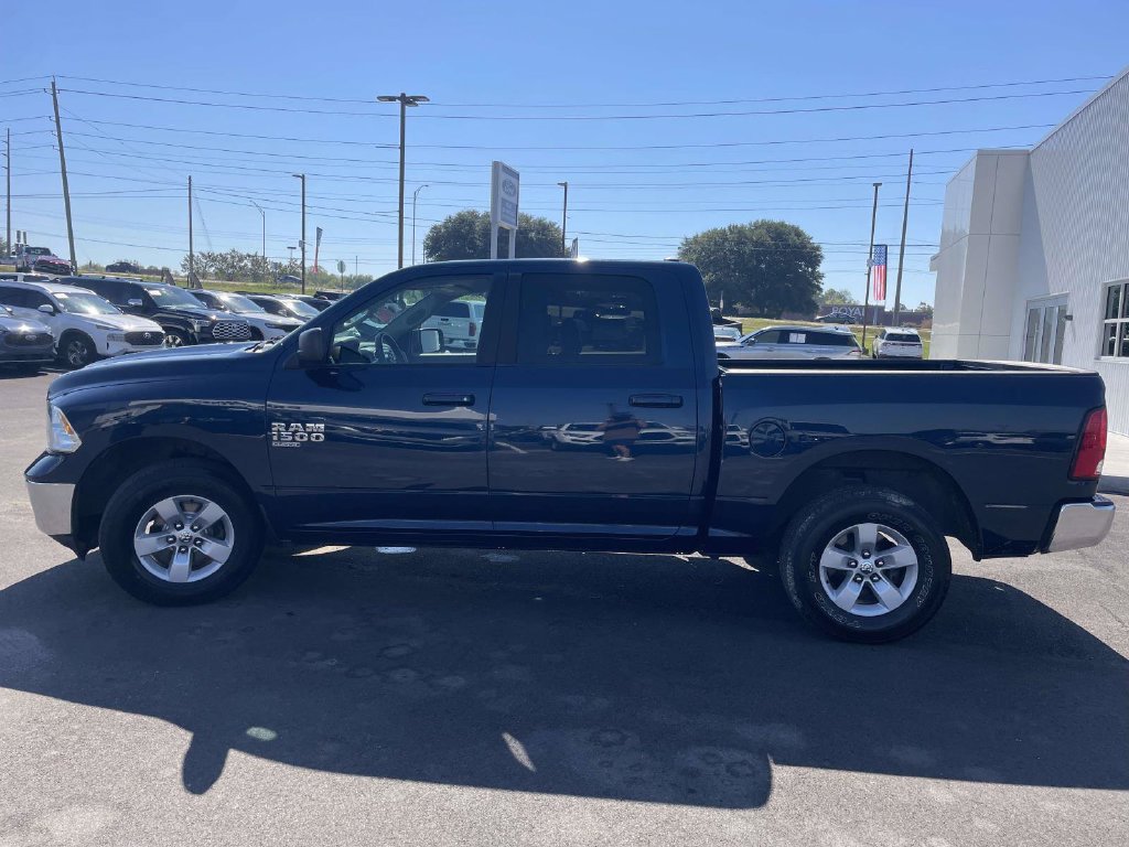 Used 2021 RAM 1500 Classic SLT RWD image 6