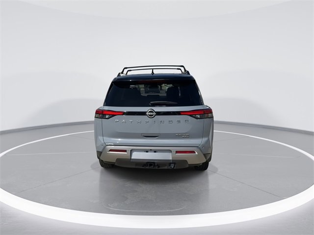 Used 2023 Nissan Pathfinder Platinum w/ Cargo Package image 5