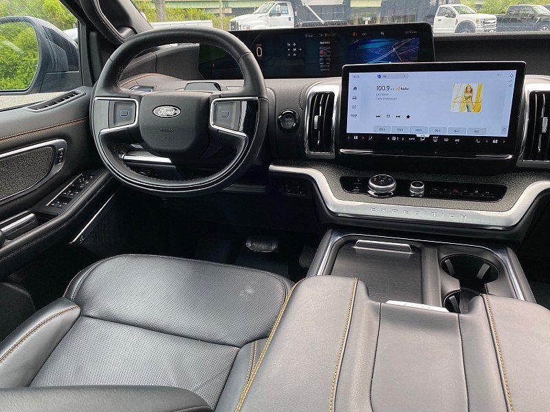 Certified 2025 Ford Expedition Tremor AWD/4WD image 20