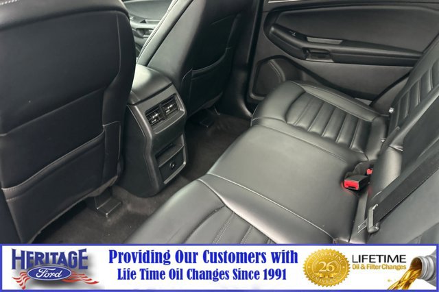 Certified 2024 Ford Edge SEL image 12