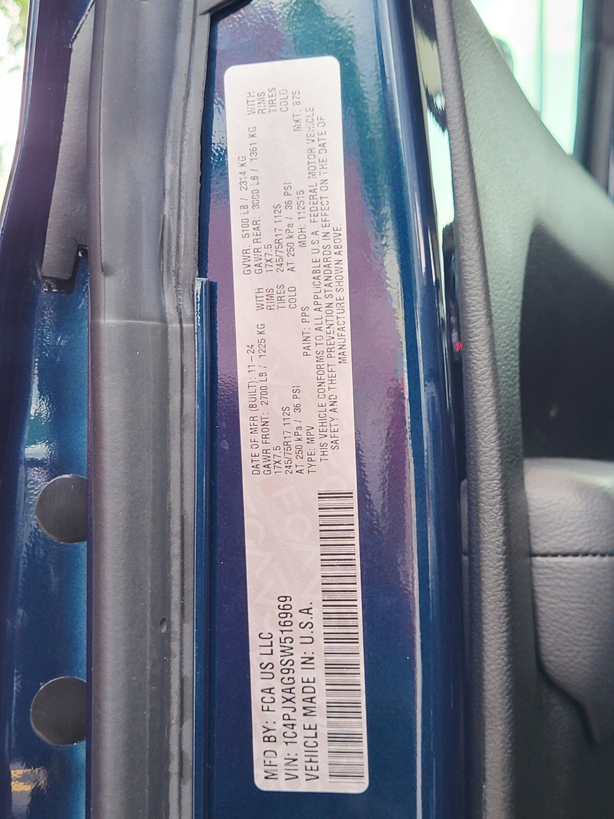 Used 2025 Jeep Wrangler Sport image 30