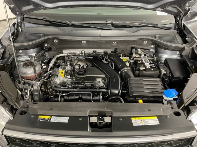 Used 2023 Volkswagen Taos SE image 9