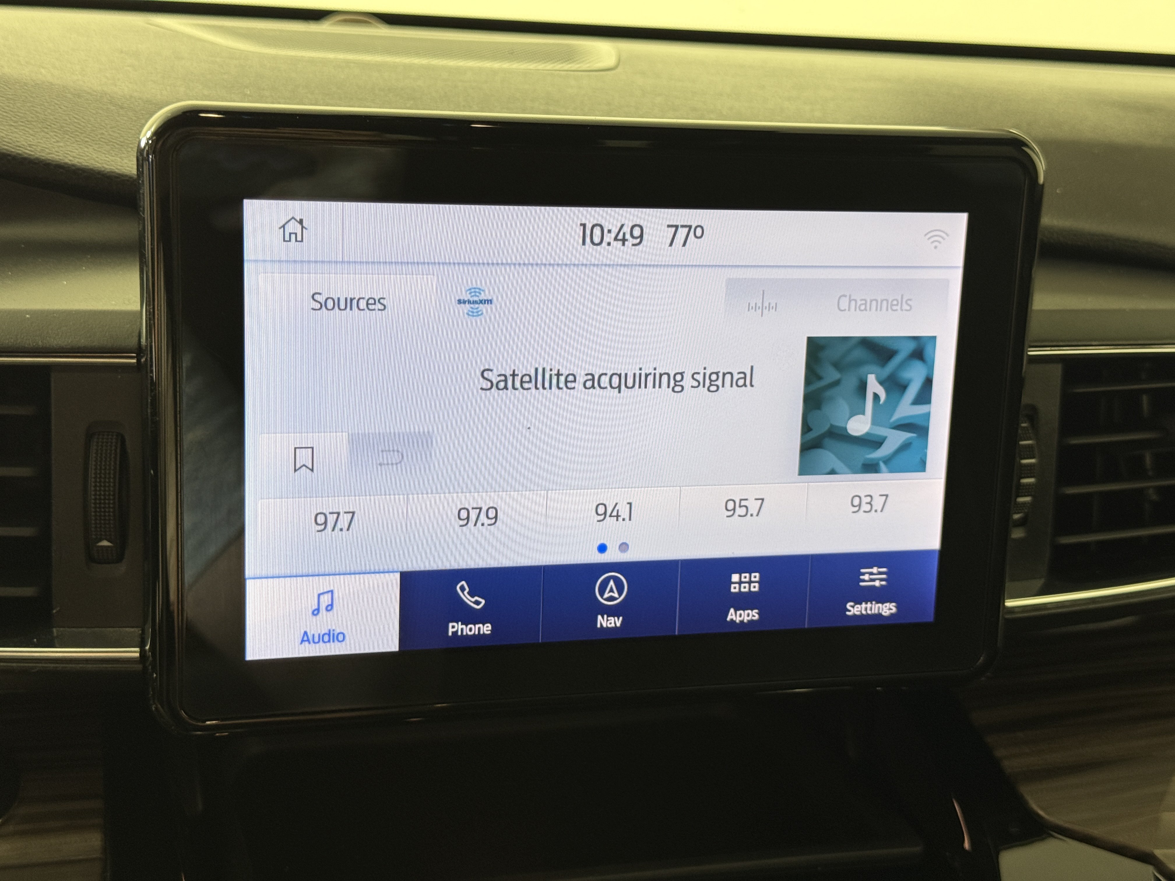 Certified 2021 Ford Explorer Limited w/ Equipment Group 301A RWD image 16