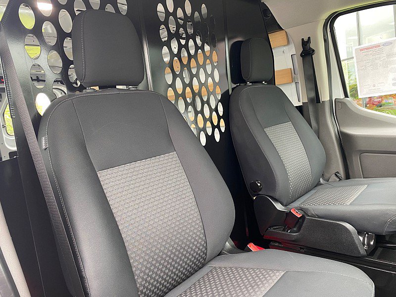 Certified 2025 Ford Transit 250 Low Roof w/ Exterior Upgrade Package RWD image 29