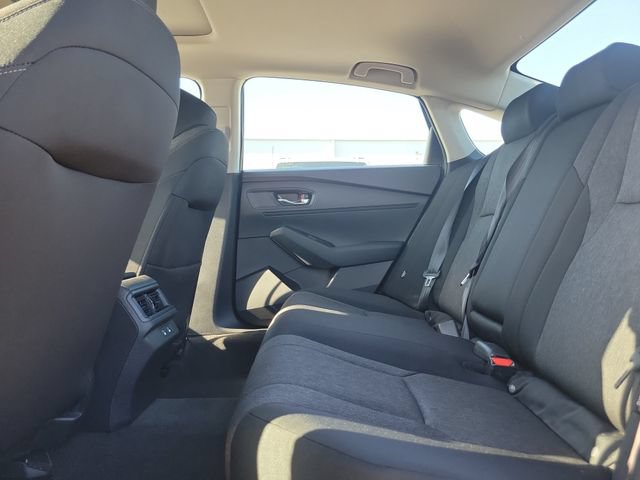 Used 2025 Honda Accord SE image 12