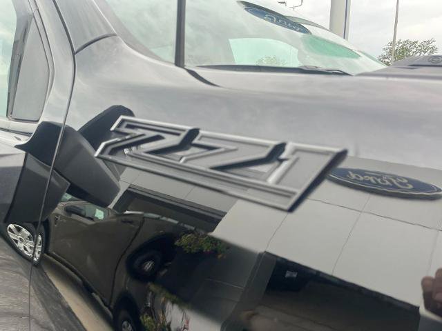 Used 2025 Chevrolet Silverado 2500 LT w/ Trail Boss Package AWD/4WD image 11