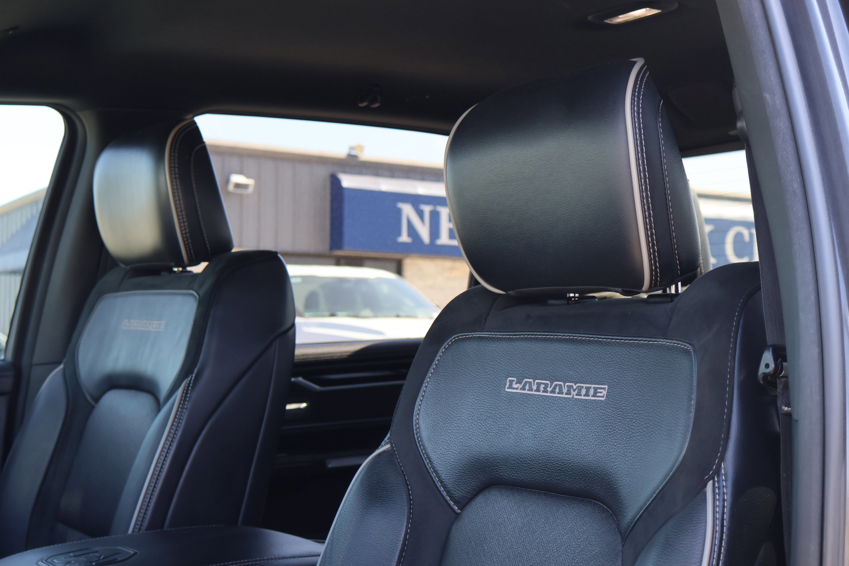 Used 2019 RAM 1500 Laramie image 15