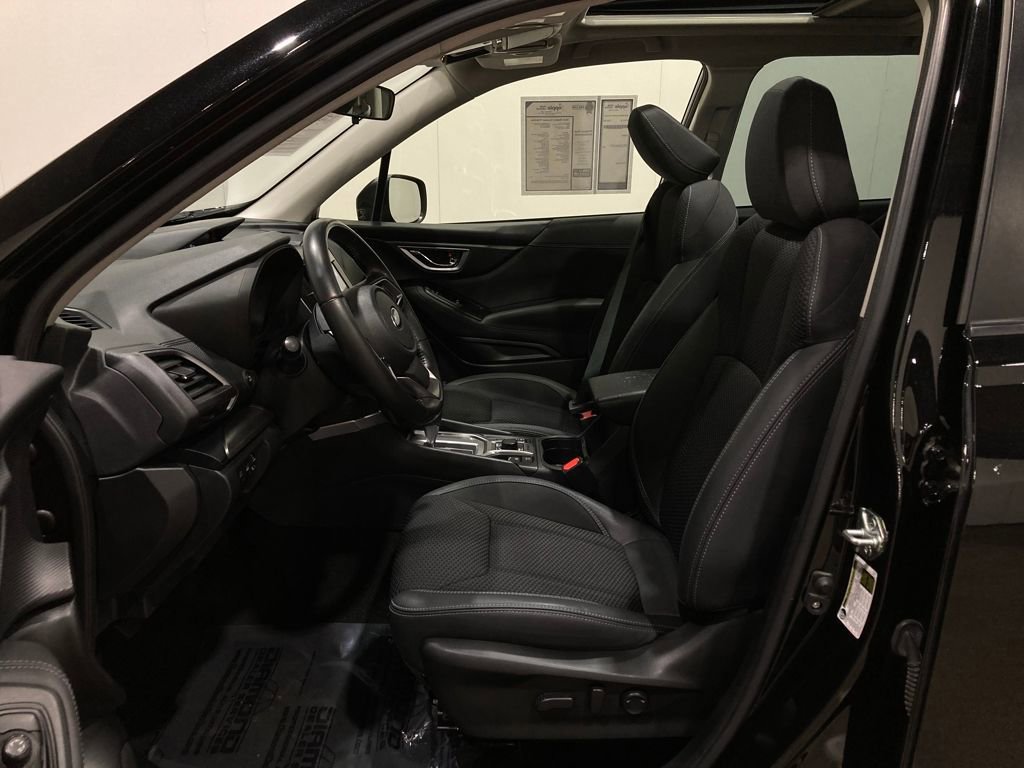 Used 2023 Subaru Forester Premium image 22