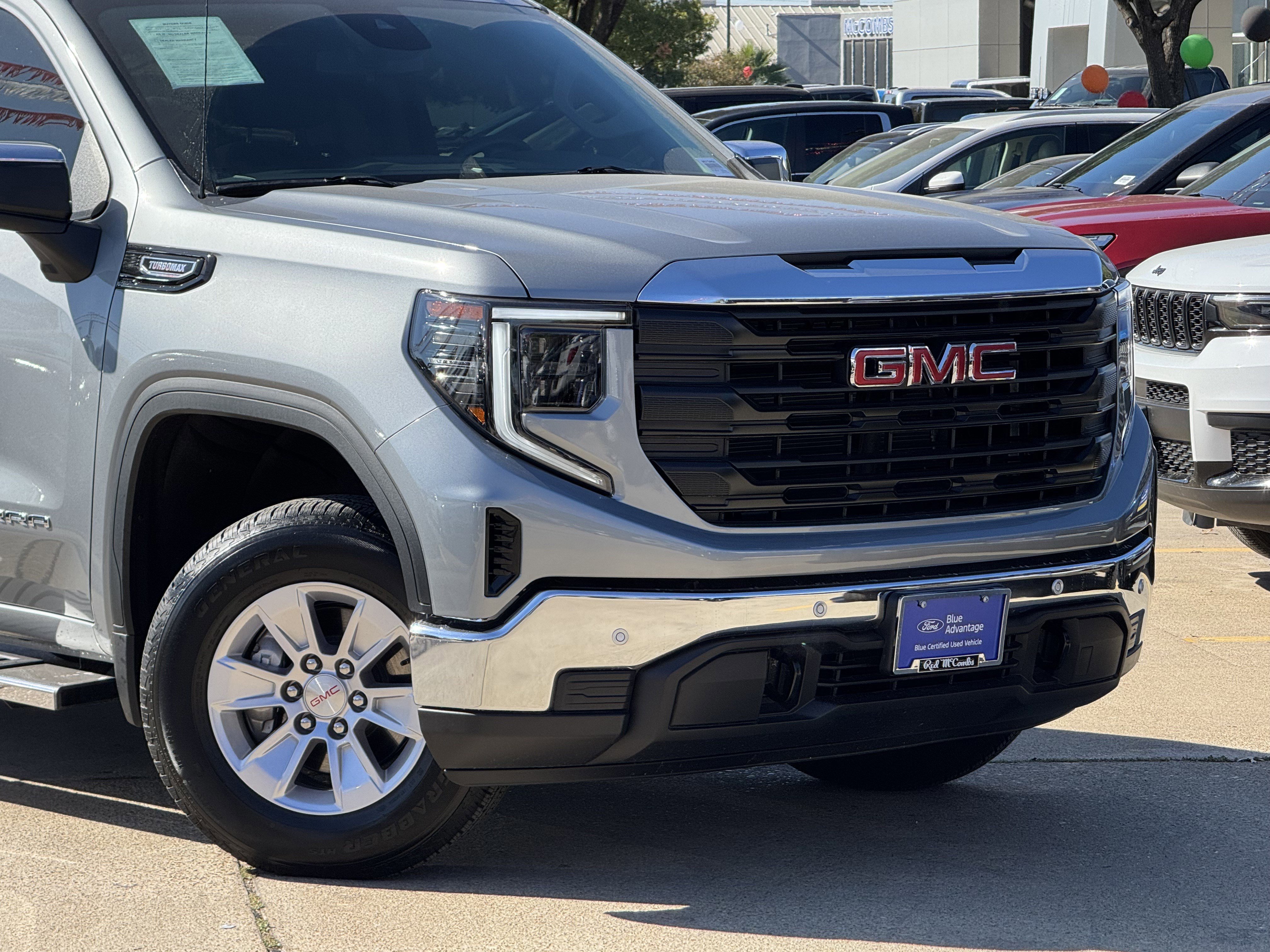 Used 2026 GMC Sierra 1500 Pro w/ Pro Value Package image 2