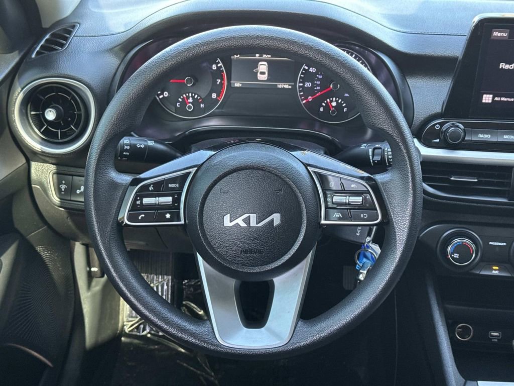 Used 2024 Kia Forte LXS w/ LXS Technology Package image 9