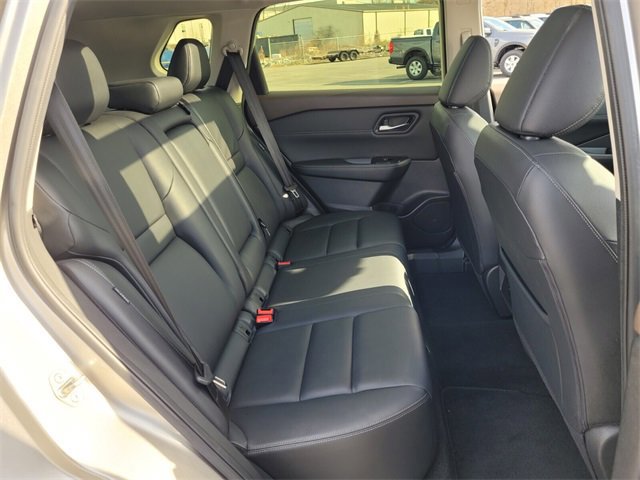 Used 2023 Nissan Rogue SL image 15