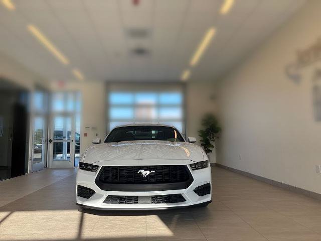 Certified 2024 Ford Mustang Coupe RWD image 5