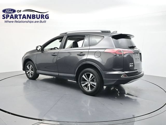 Used 2017 Toyota RAV4 XLE FWD image 5