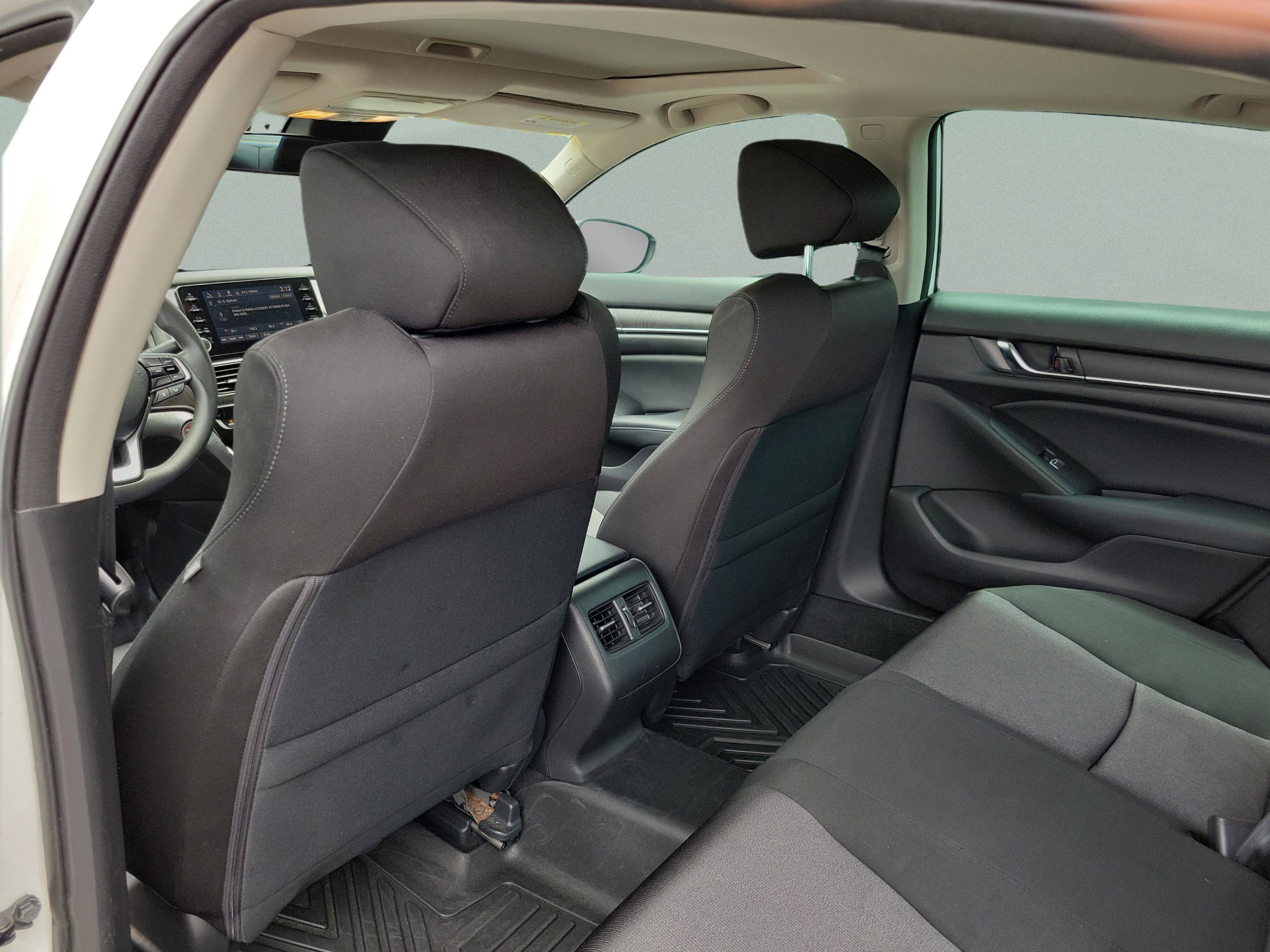 Used 2018 Honda Accord EX image 12