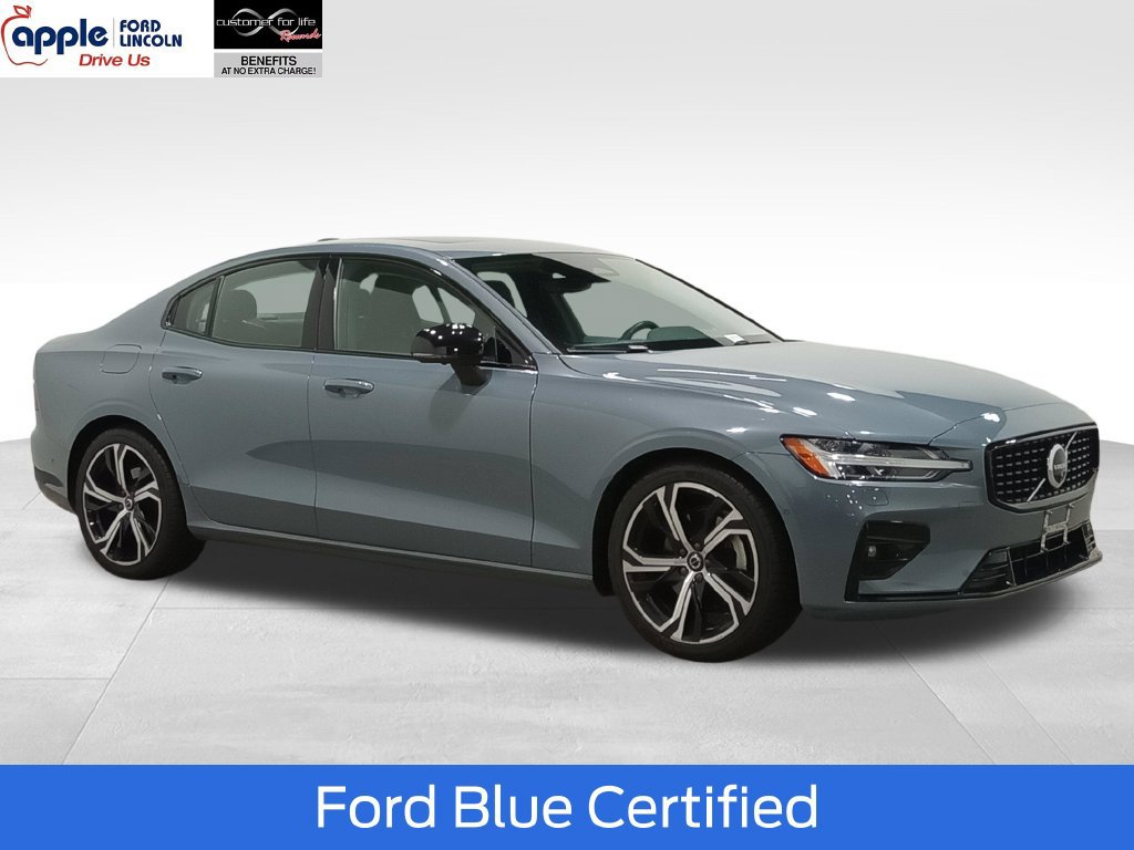 Used 2024 Volvo S60 B5 Plus FWD image 1