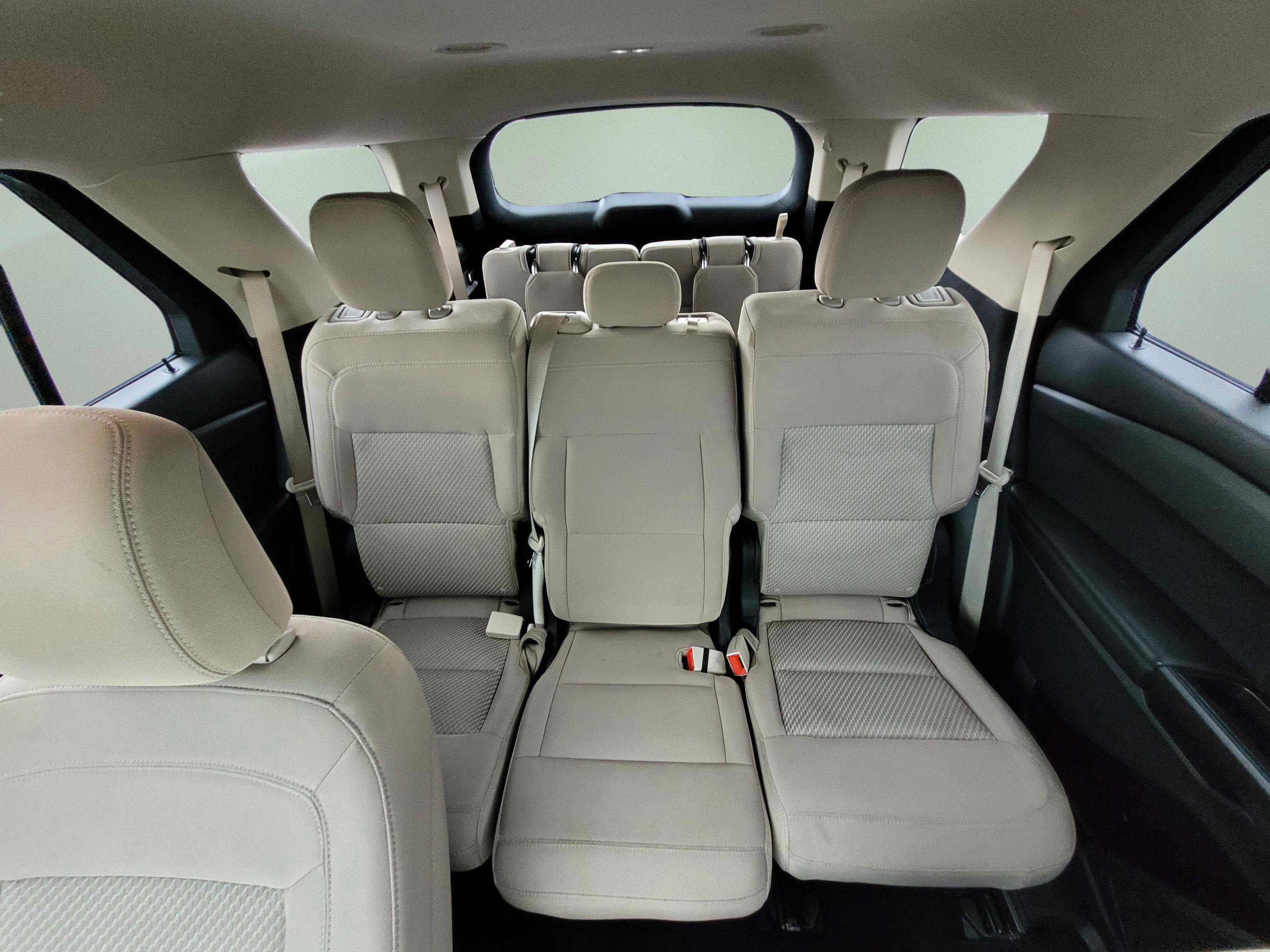 Certified 2021 Ford Explorer 2WD image 17