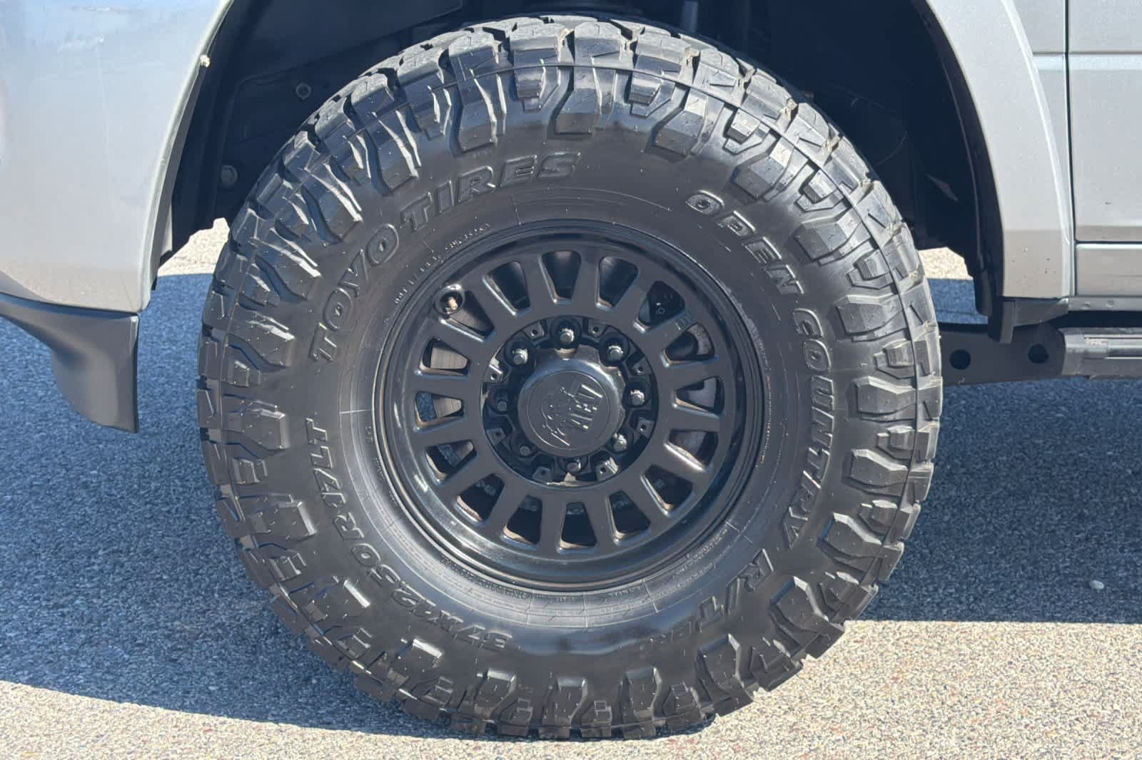 Used 2022 RAM 2500 Laramie w/ Night Edition AWD/4WD image 25
