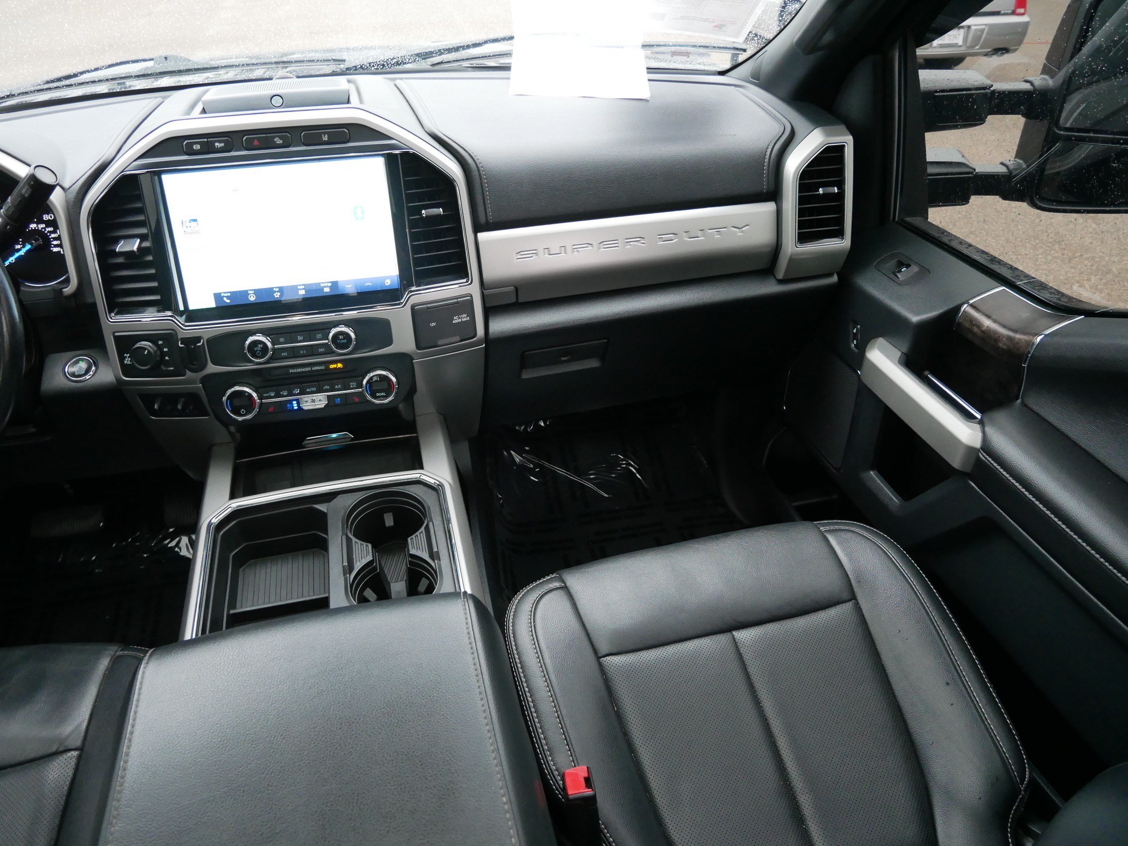 Certified 2022 Ford F250 Lariat w/ Tremor Off-Road Package AWD/4WD image 11