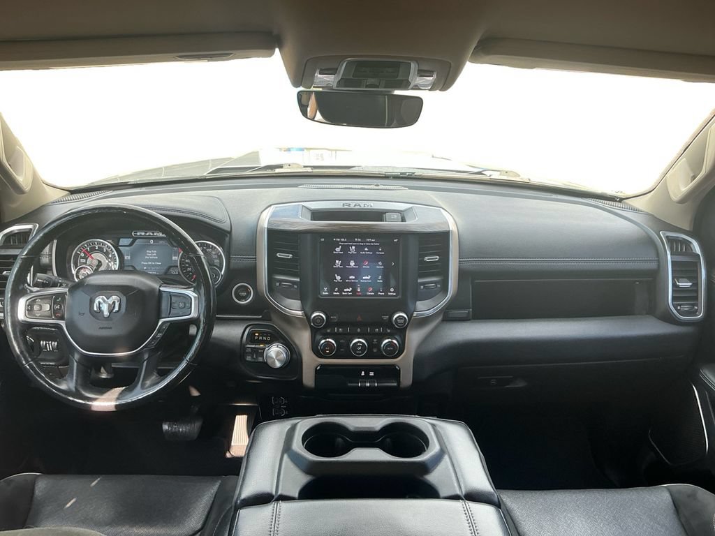 Used 2019 RAM 1500 Laramie AWD/4WD image 17