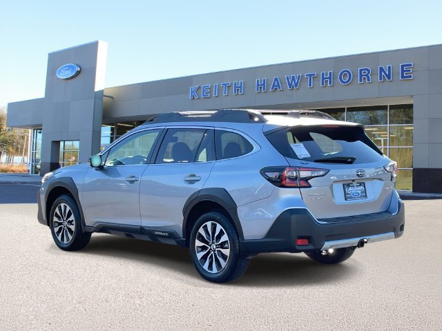 Used 2025 Subaru Outback Limited w/ Popular Package #2 AWD/4WD image 4