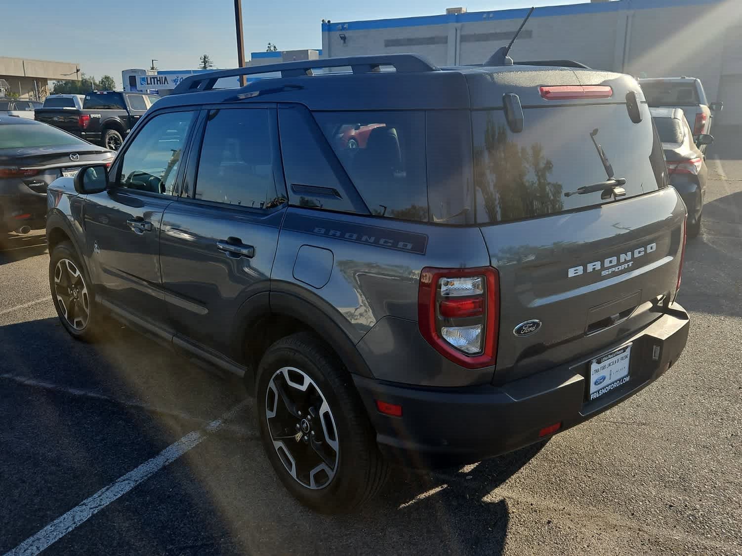 Certified 2024 Ford Bronco Sport Outer Banks w/ Topo Graphic Package image 5