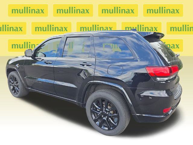 Used 2020 Jeep Grand Cherokee Altitude AWD/4WD image 11
