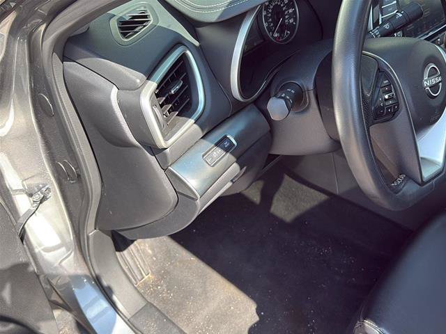 Used 2023 Nissan Maxima SL FWD image 12