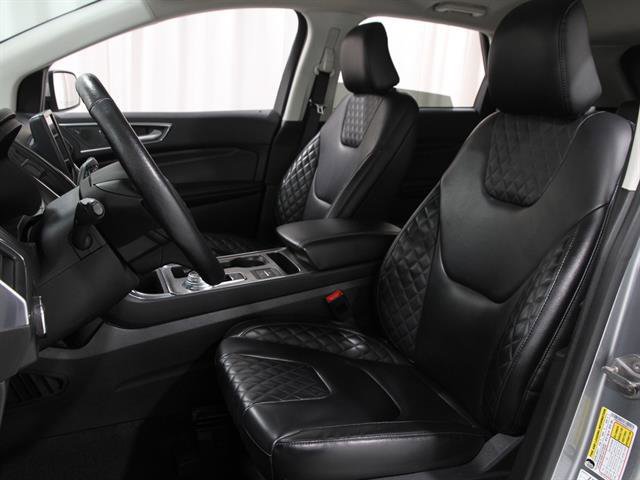 Certified 2024 Ford Edge Titanium image 6