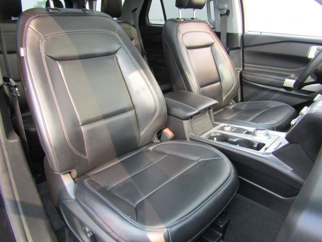 Certified 2023 Ford Explorer XLT w/ Equipment Group 202A AWD/4WD image 11