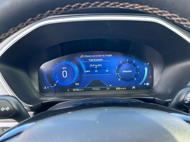 Certified 2022 Ford Escape Titanium w/ Titanium Elite Package image 9