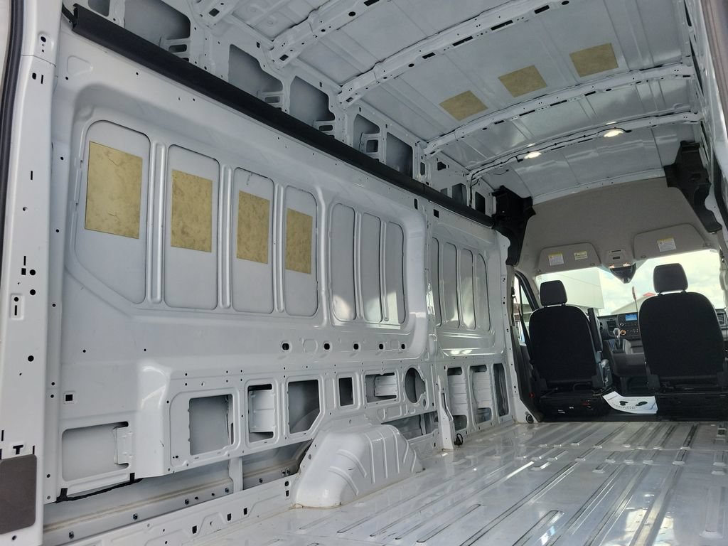 Certified 2025 Ford Transit 250 148 High Roof Extended RWD image 11
