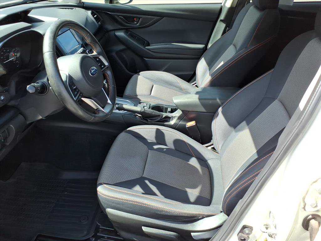 Used 2019 Subaru Crosstrek 2.0i Premium w/ Eyesight System AWD/4WD image 2