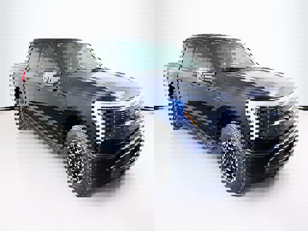 Certified 2023 Ford F150 Lightning XLT image 7