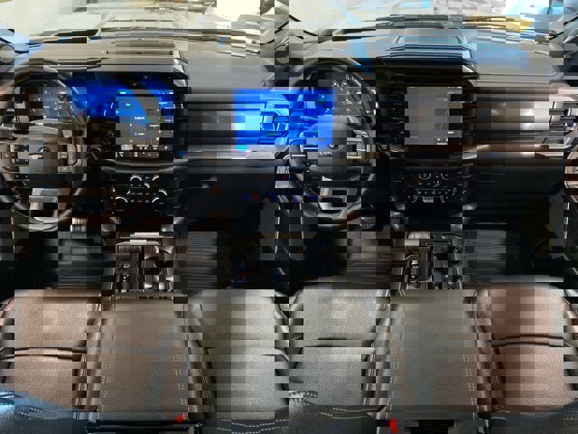 Certified 2025 Ford F150 Lariat w/ Equipment Group 502A High image 11