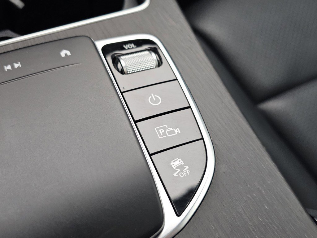 Used 2021 Mercedes-Benz GLC 300 image 15