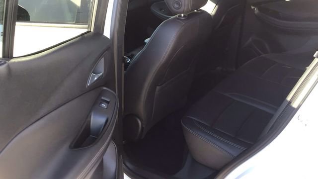 Used 2020 Buick Encore GX Essence w/ Experience Buick Package image 15