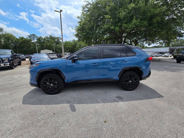 Used 2022 Toyota RAV4 XSE AWD/4WD image 9